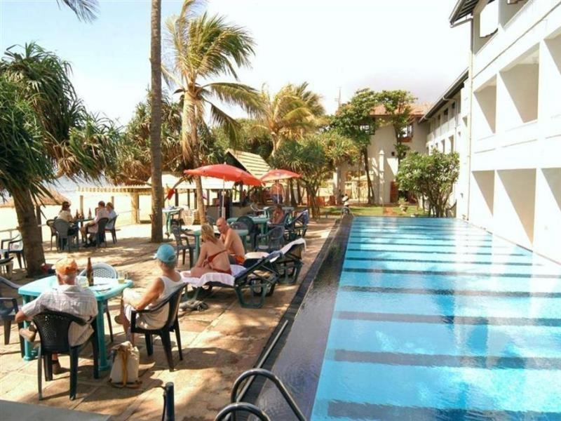 Hotel Sunset Beach 니곰보 외부 사진